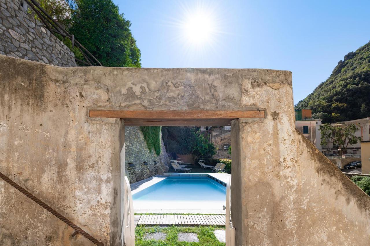 Amalfi Resort Exterior photo