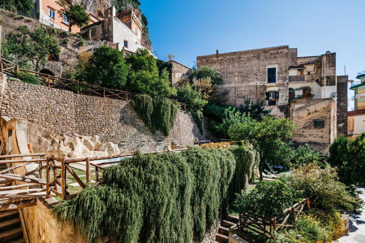 Amalfi Resort Exterior photo