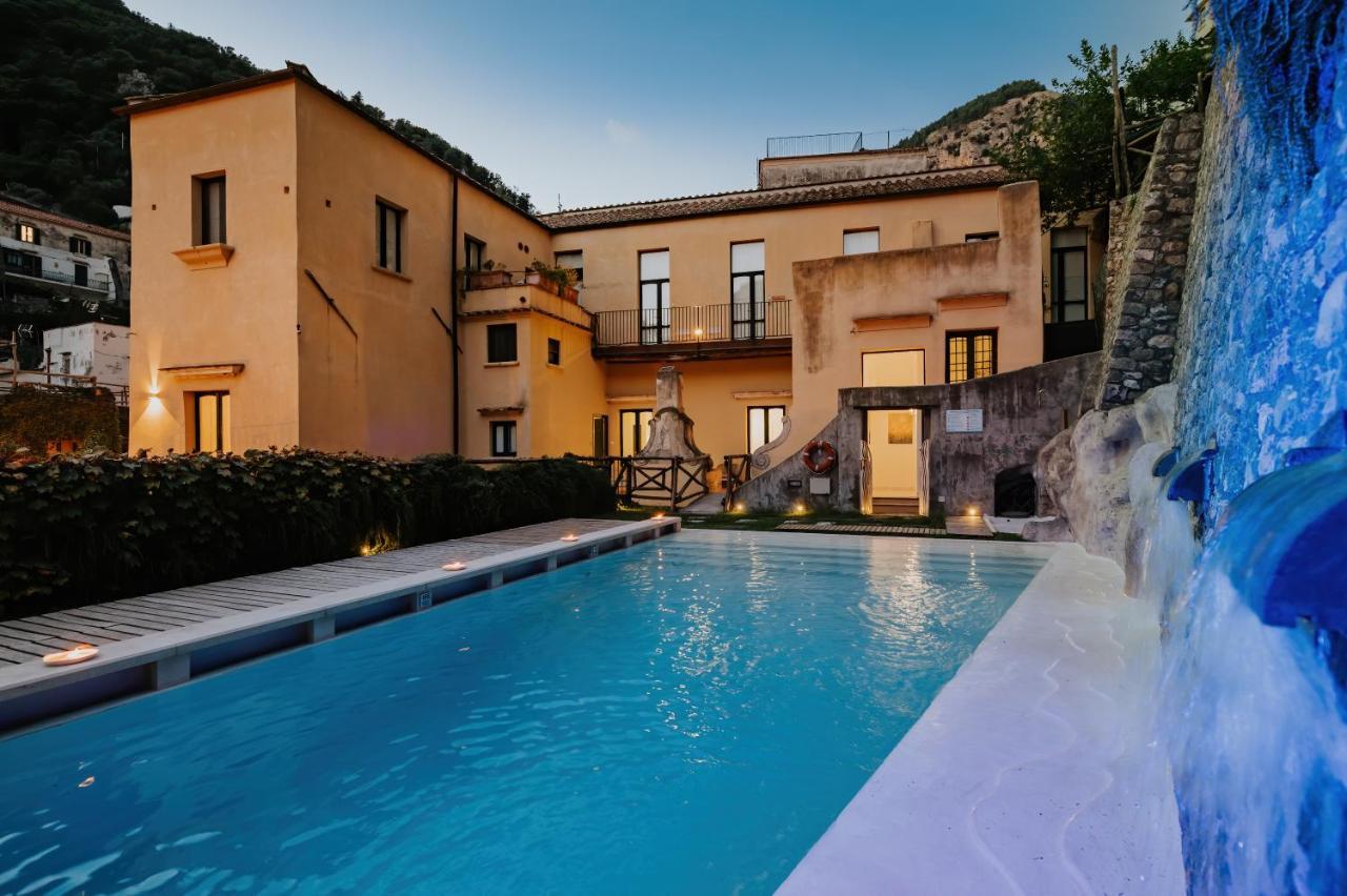 Amalfi Resort Exterior photo